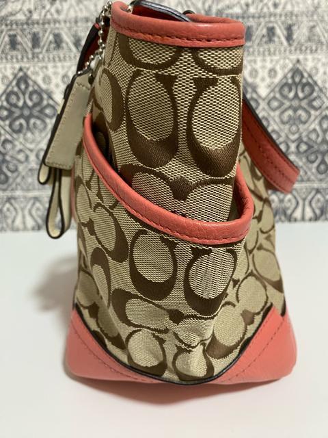 【良品】COACH コーチ F23297 シグネチャー トートバッグ 肩掛け < ブランド  【良品】COACH コーチ F23297 シグネチャー トートバッグ 肩掛け < ブランドの