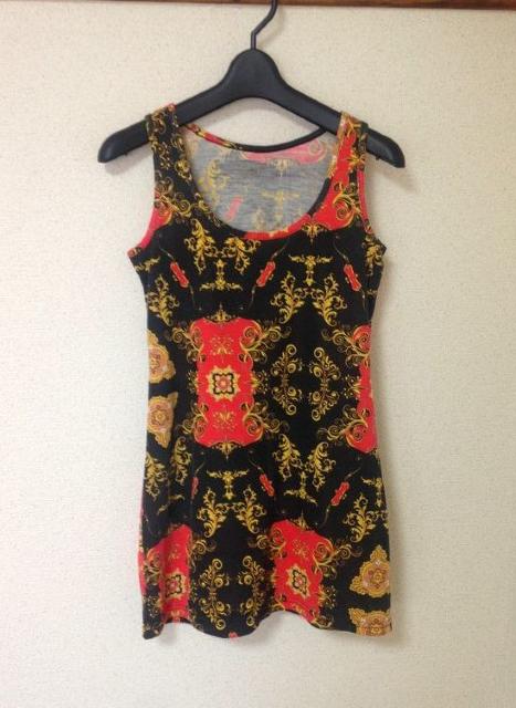 リュリュ◆バンダナ柄 チュニック丈 タンクトップ S < ブランド  リュリュ◆バンダナ柄 チュニック丈 タンクトップ S  < ブランドの