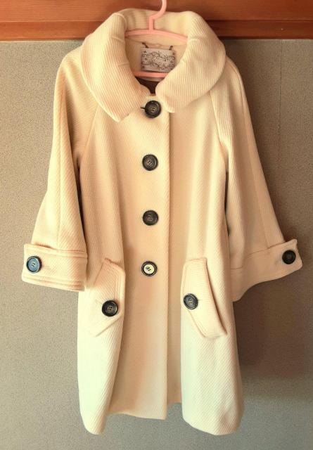 新品 PJ コート S / M ホワイト 白 ロングコート ピーチジョン 暖か レディース オフホワイト PEACH JOHN < ブランド  新品 PJ コート S / M ホワイト 白 ロングコート ピーチジョン 暖か レディース オフホワイト PEACH JOHN < ブランドの