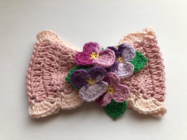 ハンドメイド ブローチ 大きめ リボン すみれがいっぱい♪ < 女性ファッション  ハンドメイド ブローチ 大きめ リボン すみれがいっぱい♪  < 女性ファッションの