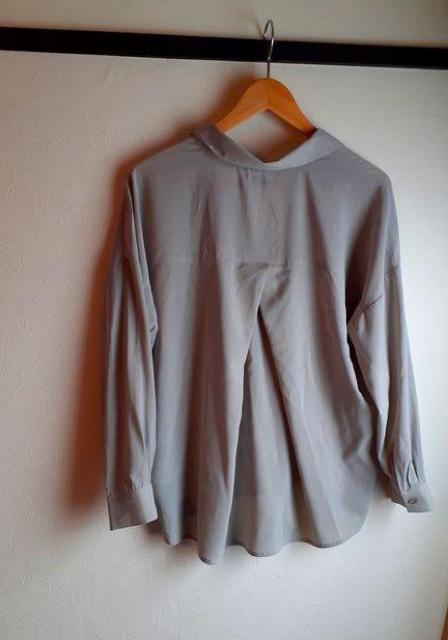 earth music&ecology◆ シフォン 胸元花柄刺繍 ブラウス シャツ F < ブランド  earth music&ecology◆ シフォン 胸元花柄刺繍 ブラウス シャツ F < ブランドの