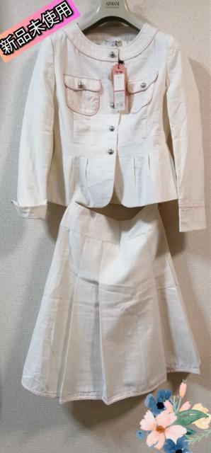 特価★上品★新品未使用入学式 卒業式 入園式 スカートスーツ ノーカラージャケット フォーマルスーツ発表会上品 < 女性ファッション  特価★上品★新品未使用入学式 卒業式 入園式 スカートスーツ ノーカラージャケット フォーマルスーツ発表会上品  < 女性ファッションの