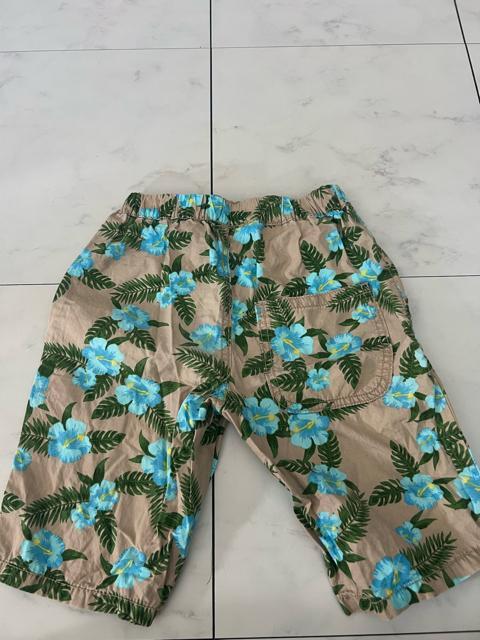 JUNKSTOREハイビスカス柄ハーフパンツ★120cm < ブランド JUNKSTOREハイビスカス柄ハーフパンツ★120cm < ブランドの