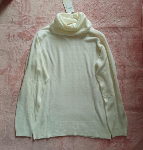 ★白オフホワイト可愛い♪シンプル使えるとろみ柔らか軽量ゆったり楽チン♪ふんわり暖か快適くしゅくしゅタートルネック長袖ニットセーター < 女性ファッション  ★白オフホワイト可愛い♪シンプル使えるとろみ柔らか軽量ゆったり楽チン♪ふんわり暖か快適くしゅくしゅタートルネック長袖ニットセーター < 女性ファッションの