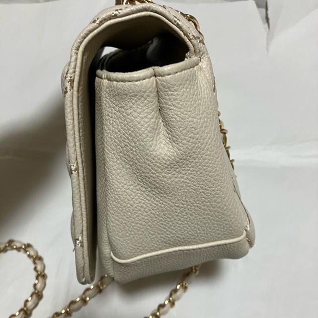 【セシルマクビー】 キルティング / ハンドバッグ / ショルダーバッグ 白 < ブランド  【セシルマクビー】 キルティング / ハンドバッグ / ショルダーバッグ 白 < ブランドの