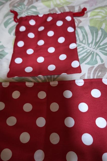 ★新品赤×白ドット柄給食巾着袋&大判ナフキン2点セット < キッズ/ベビー  ★新品赤×白ドット柄給食巾着袋&大判ナフキン2点セット < キッズ/ベビーの