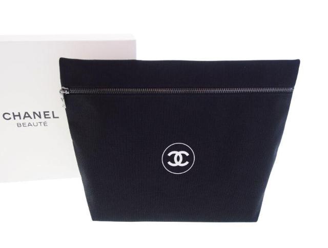 シャネル ノベルティ セカンドバッグ 大型ポーチ 2022 正面ファスナー マチ付き ブラック CHANEL 【正規品】 < ブランド シャネル ノベルティ セカンドバッグ 大型ポーチ 2022 正面ファスナー マチ付き ブラック CHANEL 【正規品】 < ブランドの