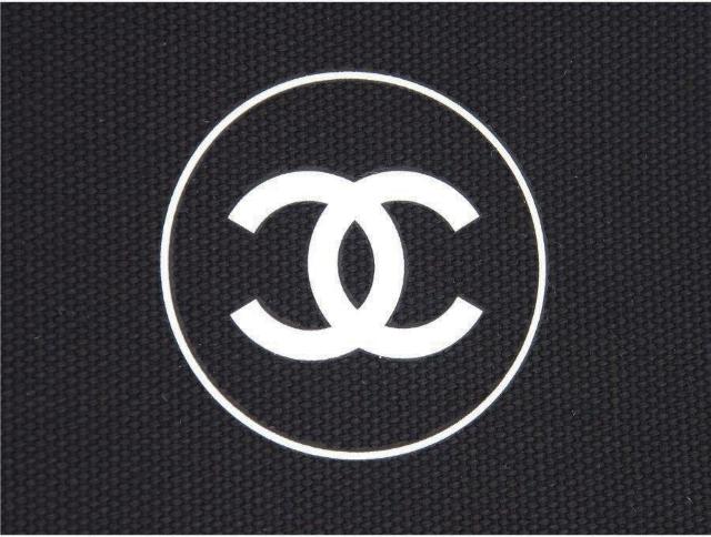 シャネル ノベルティ セカンドバッグ 大型ポーチ 2022 正面ファスナー マチ付き ブラック CHANEL 【正規品】 < ブランド シャネル ノベルティ セカンドバッグ 大型ポーチ 2022 正面ファスナー マチ付き ブラック CHANEL 【正規品】 < ブランドの