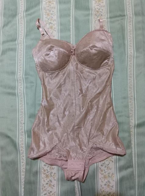 W1034   i  ␳{fB[X[c  ׁ[W   LL 