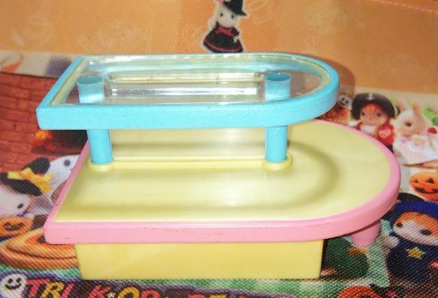 シルバニアファミリーヴィレッジシューストアシューズショップ靴屋ラック棚汚れ有りSylvanian Familiesドールハウス家具 < おもちゃ シルバニアファミリーヴィレッジシューストアシューズショップ靴屋ラック棚汚れ有りSylvanian Familiesドールハウス家具 < おもちゃの