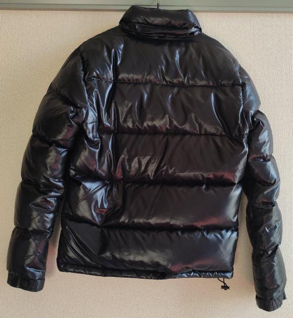 【送料無料】HARE ハレ シャイニーダウンジャケット 光沢 Mサイズ < 男性ファッション  【送料無料】HARE ハレ シャイニーダウンジャケット 光沢 Mサイズ < 男性ファッションの