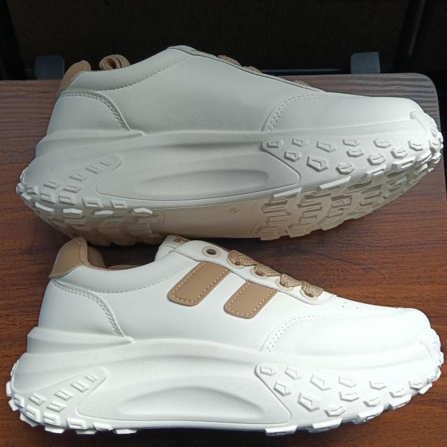 新品 23.5cm レディース スニーカー ホワイト シューズ 靴 厚底 < 女性ファッション 新品 23.5cm レディース スニーカー ホワイト シューズ 靴 厚底 < 女性ファッションの