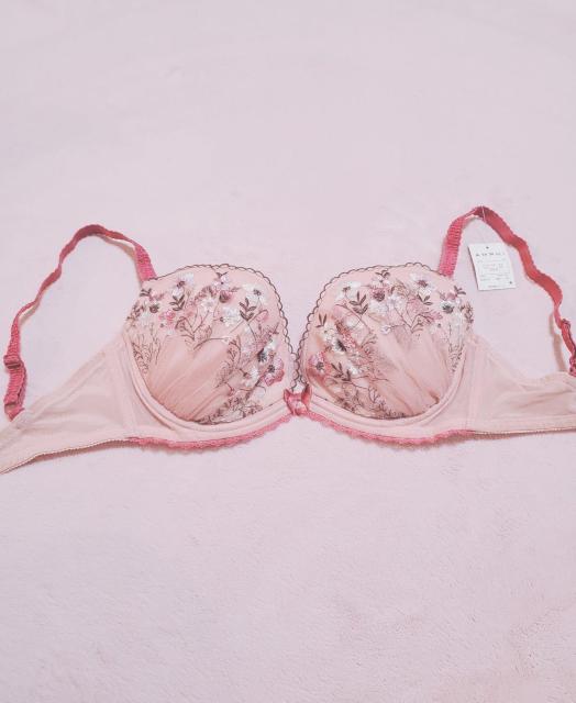 �����z���c�ߗށ@�@�@�@�@�@�@�@�@�@�@�@�@�@�@�@�@�@�@�@�@�@�@�@�@�@�@�@�@�@�@Wacoal�@�u���W���[�@�s���N�@��*mii�c�݂�*��  �� �����t�@�b�V������ 