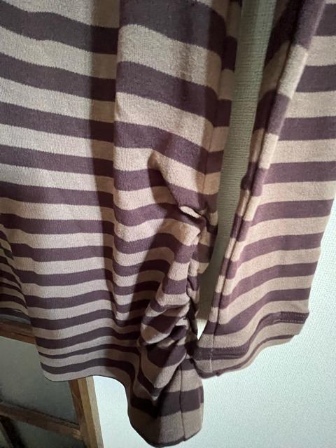 LLサイズ!レディース!ボーダー柄!裾横クシュクシュ付き!長袖!ロングTシャツ!着丈83センチ程度!袖丈も、長め!新品! < 女性ファッション LLサイズ!レディース!ボーダー柄!裾横クシュクシュ付き!長袖!ロングTシャツ!着丈83センチ程度!袖丈も、長め!新品! < 女性ファッションの