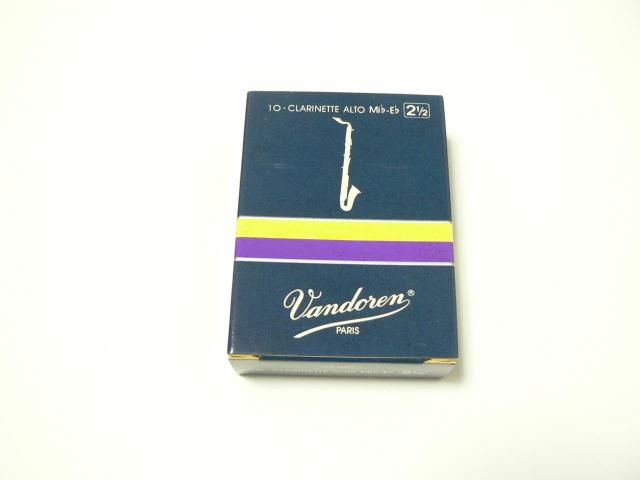Vandoren アルトクラリネット  リード・2-1/2・10枚入・未使用 < ホビー  Vandoren アルトクラリネット  リード・2-1/2・10枚入・未使用  < ホビーの