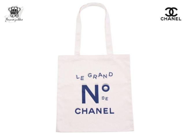 ル グラン ヌメロ ドゥ シャネル ノベルティ トートバッグ パリ 展覧会 LE GRAND No DE CHANEL【正規品】 < ブランド ル グラン ヌメロ ドゥ シャネル ノベルティ トートバッグ パリ 展覧会 LE GRAND No DE CHANEL【正規品】 < ブランドの