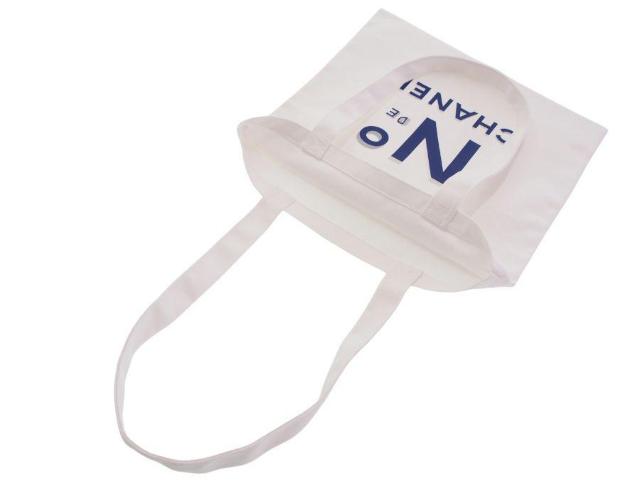 ル グラン ヌメロ ドゥ シャネル ノベルティ トートバッグ パリ 展覧会 LE GRAND No DE CHANEL【正規品】 < ブランド ル グラン ヌメロ ドゥ シャネル ノベルティ トートバッグ パリ 展覧会 LE GRAND No DE CHANEL【正規品】 < ブランドの