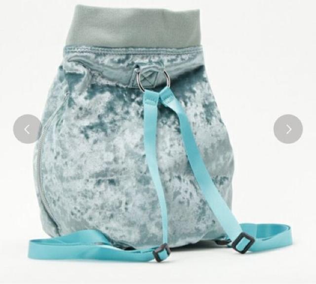 キャセリーニ・ベルベット素材スカジャン刺繍リュック。ブルー < ブランド キャセリーニ・ベルベット素材スカジャン刺繍リュック。ブルー < ブランドの