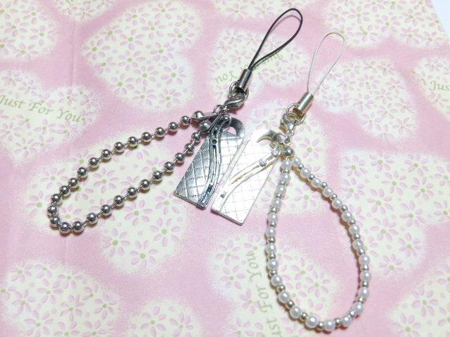 LOVE.二人の愛 パール《くっつくハートプレート》ペア携帯ストラップ < 家電/AV LOVE.二人の愛 パール《くっつくハートプレート》ペア携帯ストラップ < 家電/AVの