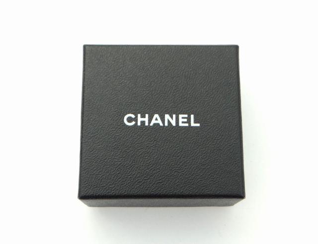 CHANEL �V���l�� �R�R�}�[�N ���B���e�[�W ���E���h �s�A�X �{���h�[��USED���y���������z �� �u�����h�� 