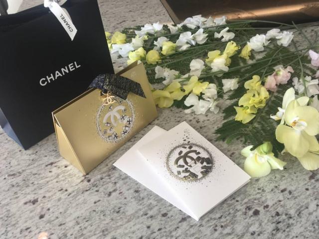 ★CHANEL★コスメパッケージショッパー箱(3)★ギフトラッピング・リング付き★送料込み < ブランド  ★CHANEL★コスメパッケージショッパー箱(3)★ギフトラッピング・リング付き★送料込み < ブランドの