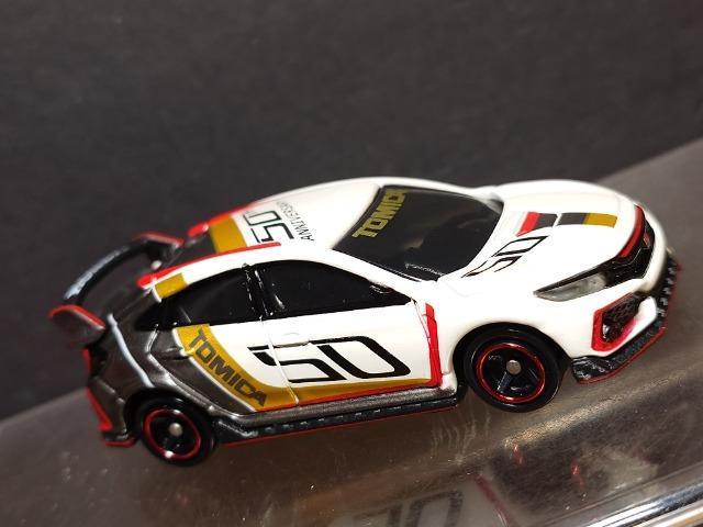 g~JTONLOdldesigned by HondagVrbNsxod q