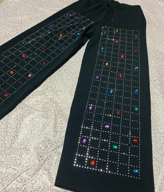 ガウチョパンツ  ニットワイドパンツ キラキラビーズ付き ウエスト調整紐付き 大きいサイズ < 女性ファッション  ガウチョパンツ  ニットワイドパンツ キラキラビーズ付き ウエスト調整紐付き 大きいサイズ < 女性ファッションの