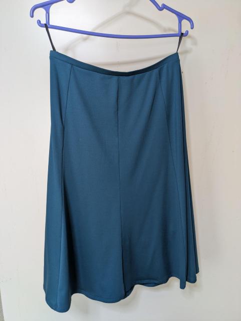 カシュクールLLとスカートLセット < 女性ファッション  カシュクールLLとスカートLセット < 女性ファッションの