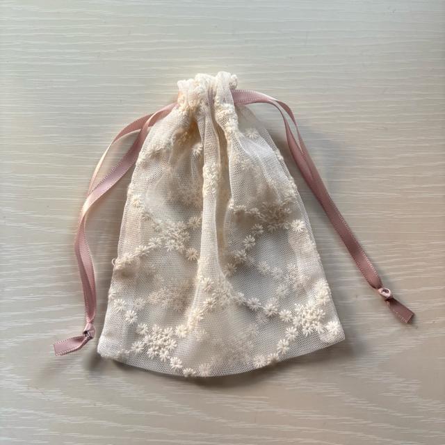 オフホワイトレース巾着 花柄 < 女性ファッション オフホワイトレース巾着 花柄 < 女性ファッションの