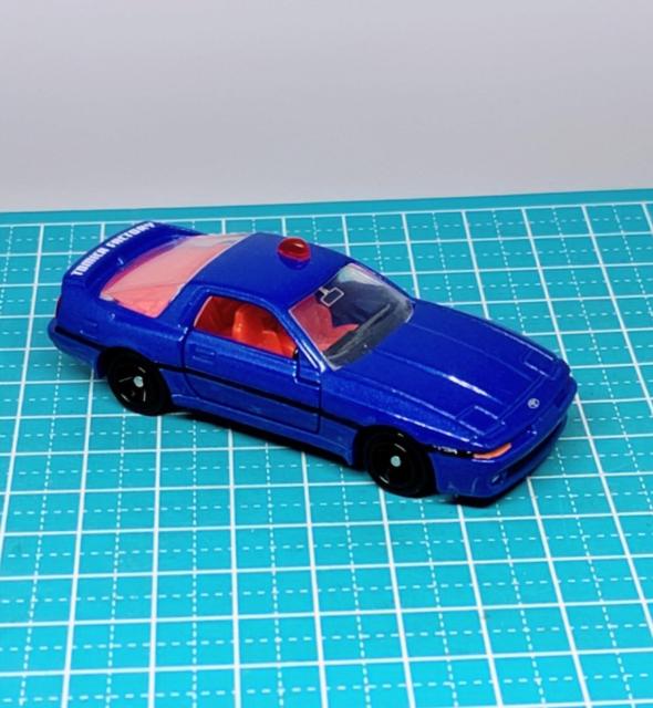 トミカ ギフト限定 トヨタ スープラ 覆面パトカー < ホビー トミカ ギフト限定 トヨタ スープラ 覆面パトカー < ホビーの