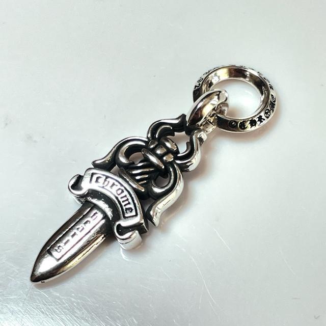 �y�y���_���g�z �_�K�[ �`���[�� ch �V���o�[ �X�g�[�� silver�X�Q�T ������� �� �j���A�N�Z�T���[/���v�� 