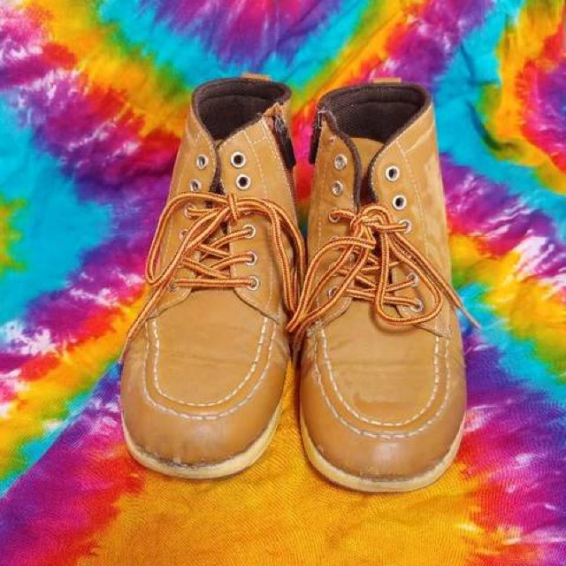 ステッチ加工†ワークブーツ□22cm□使用感×難有り□ < キッズ/ベビー  ステッチ加工†ワークブーツ□22cm□使用感×難有り□ < キッズ/ベビーの