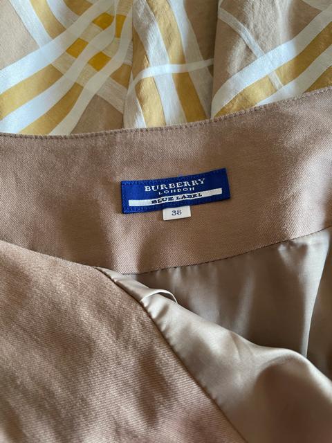 バーバリー ブルーレーベル スカート 38 ベルト付き 美品 < ブランド  バーバリー ブルーレーベル スカート 38 ベルト付き 美品 < ブランドの