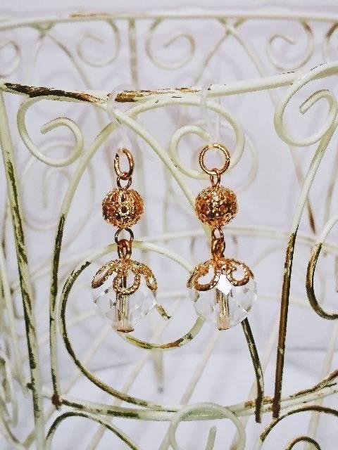 ピンクゴールドクリスタルスワロまん丸透かし樹脂ピアス☆ < 女性アクセサリー/時計  ピンクゴールドクリスタルスワロまん丸透かし樹脂ピアス☆ < 女性アクセサリー/時計の