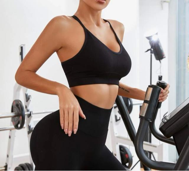 ハイサポート シームレス クリスクロス スポーツブラ ヨガ 新品、未使用 < 女性ファッション  ハイサポート シームレス クリスクロス スポーツブラ ヨガ 新品、未使用 < 女性ファッションの