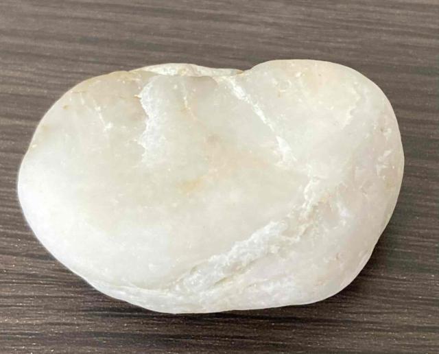 5,500円スタート!「お守り」や「ワイヤー作家」の素材に「阿波ホワイト翡翠」原石 < インテリア/ライフ  5,500円スタート!「お守り」や「ワイヤー作家」の素材に「阿波ホワイト翡翠」原石  < インテリア/ライフの