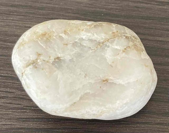 5,500円スタート!「お守り」や「ワイヤー作家」の素材に「阿波ホワイト翡翠」原石 < インテリア/ライフ  5,500円スタート!「お守り」や「ワイヤー作家」の素材に「阿波ホワイト翡翠」原石 < インテリア/ライフの