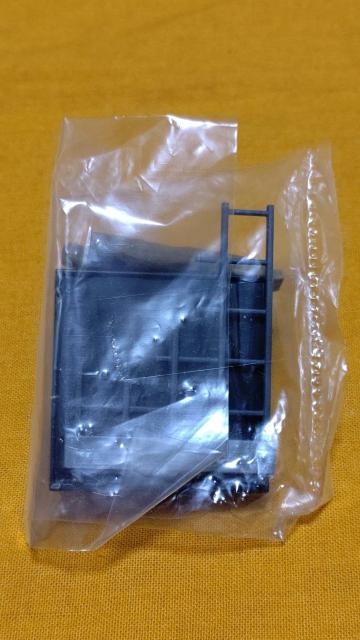 ファミリーマート限定 旭山動物園 どうぶつフィギュア エゾヒグマのにおいづけ行動 【クマゾウ】 < ホビー ファミリーマート限定 旭山動物園 どうぶつフィギュア エゾヒグマのにおいづけ行動 【クマゾウ】 < ホビーの