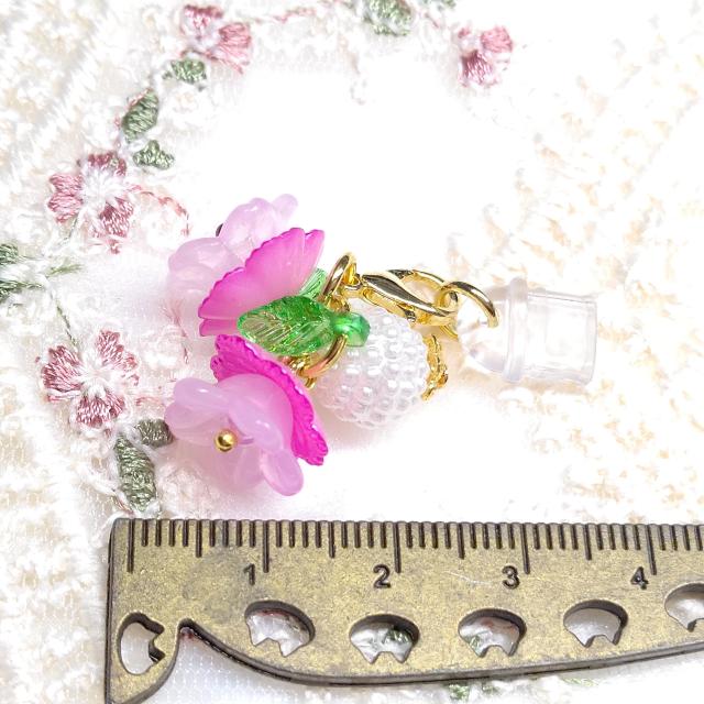 ハンドメイド☆コネクターキャップ☆type-C専用☆お花濃ピンク < 女性ファッション ハンドメイド☆コネクターキャップ☆type-C専用☆お花濃ピンク < 女性ファッションの
