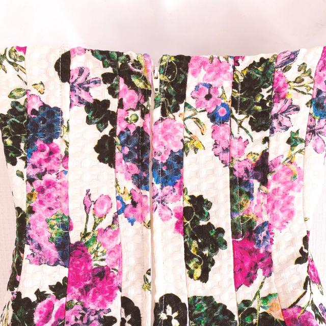 zCgsNubNt[xAhXs[Xԕ  t@bV 