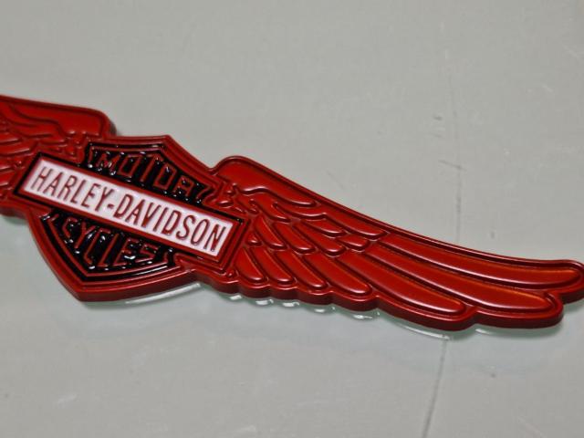 ●HARLEY-DAVIDSONハーレーダビットソンMOTOECYCLES メタル製 エンブレム デカール RED! < 自動車/バイク ●HARLEY-DAVIDSONハーレーダビットソンMOTOECYCLES メタル製 エンブレム デカール RED! < 自動車/バイク