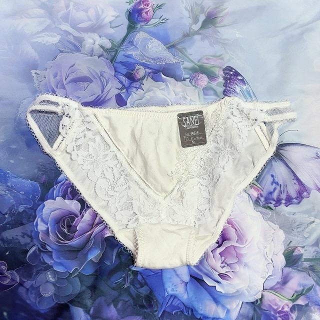 ホワイト ショーツ M < 女性ファッション ホワイト ショーツ M < 女性ファッションの