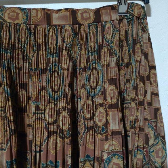 昭和レトロ ブラウンプリーツスカート < 女性ファッション 昭和レトロ ブラウンプリーツスカート < 女性ファッションの