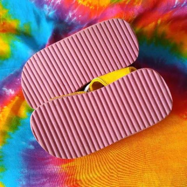 激カワッ(*σ>∀<)σ豹柄サンダル■17cm■プールや水遊びに♪ < キッズ/ベビー 激カワッ(*σ>∀<)σ豹柄サンダル■17cm■プールや水遊びに♪ < キッズ/ベビーの