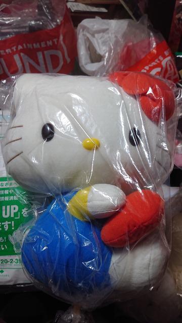 ハローキティぬいぐるみ < おもちゃ  ハローキティぬいぐるみ  < おもちゃの