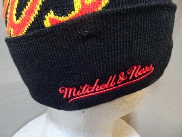 【Mitchell & Ness】製  NBA【HOUSTON ROCKETS】ロゴ刺繍ワッペン付 ニットキャップ < 男性ファッション  【Mitchell & Ness】製  NBA【HOUSTON ROCKETS】ロゴ刺繍ワッペン付 ニットキャップ < 男性ファッションの