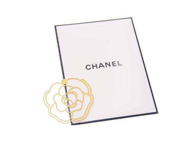 シャネル ノベルティ 栞 しおり ブックマーク クリップ式 透かしカメリア バースデー限定 ゴールド CHANEL【正規品】 < ブランド  シャネル ノベルティ 栞 しおり ブックマーク クリップ式 透かしカメリア バースデー限定 ゴールド CHANEL【正規品】 < ブランドの