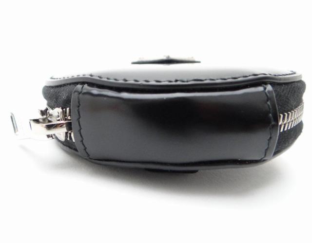 PRADA プラダ レザー ラウンドコインケース ブラック 三角プレート<USED>【送料無料】 < ブランド  PRADA プラダ レザー ラウンドコインケース ブラック 三角プレート<USED>【送料無料】 < ブランドの