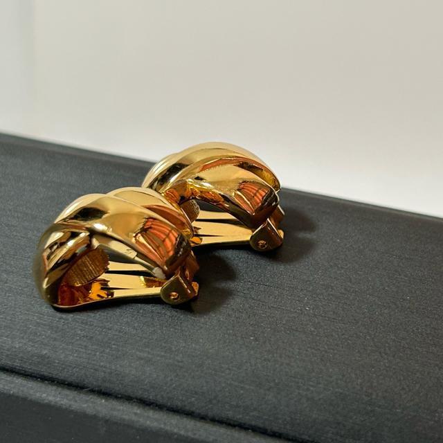 美品 ChristianDior ディオール ヴィンテージ クリップ式 イヤリング 耳飾り ゴールド レディース < ブランド 美品 ChristianDior ディオール ヴィンテージ クリップ式 イヤリング 耳飾り ゴールド レディース < ブランドの