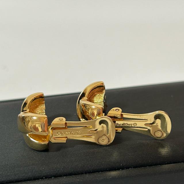 美品 ChristianDior ディオール ヴィンテージ クリップ式 イヤリング 耳飾り ゴールド レディース < ブランド 美品 ChristianDior ディオール ヴィンテージ クリップ式 イヤリング 耳飾り ゴールド レディース < ブランドの